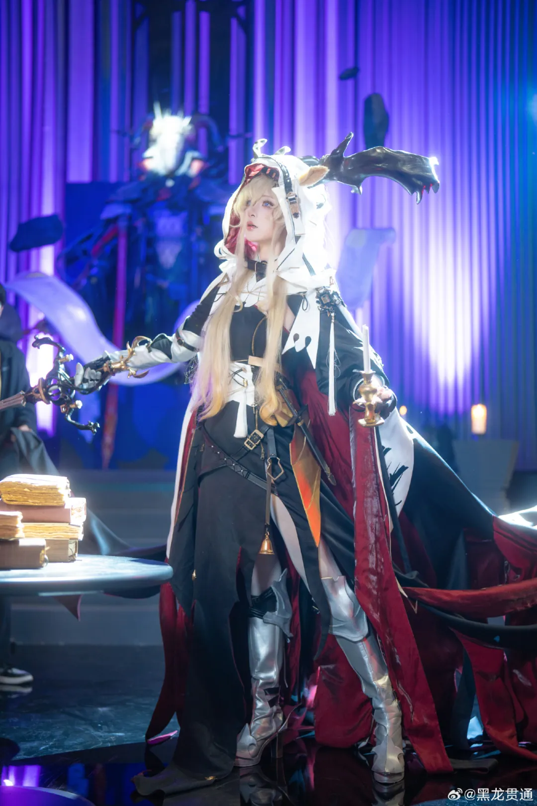 图片[2]-明日方舟 薇薇安娜·德罗斯特@黑龙贯通-忙忙软件库