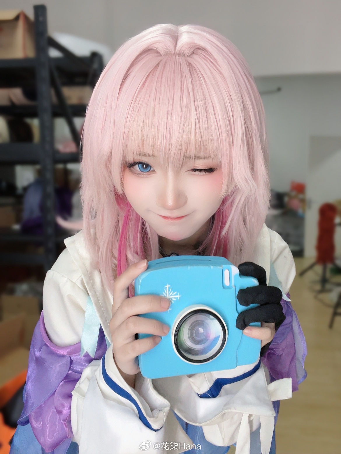 图片[1]-晚霞把窗户镀上了火，归来的人眼中就有了温度-忙忙软件库