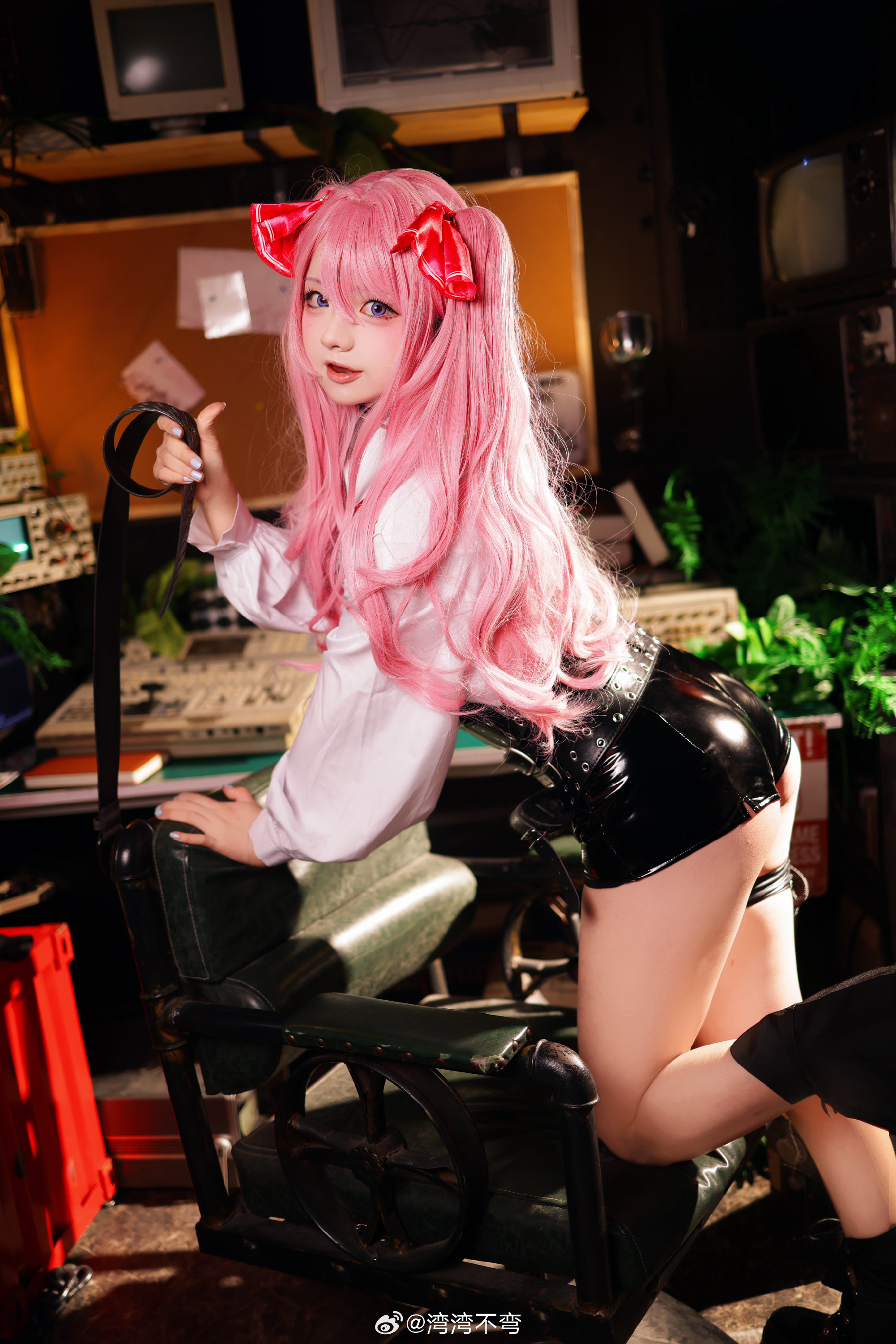 图片[2]-?nikke尤妮?「对于肉腿你怎么看？」-忙忙软件库