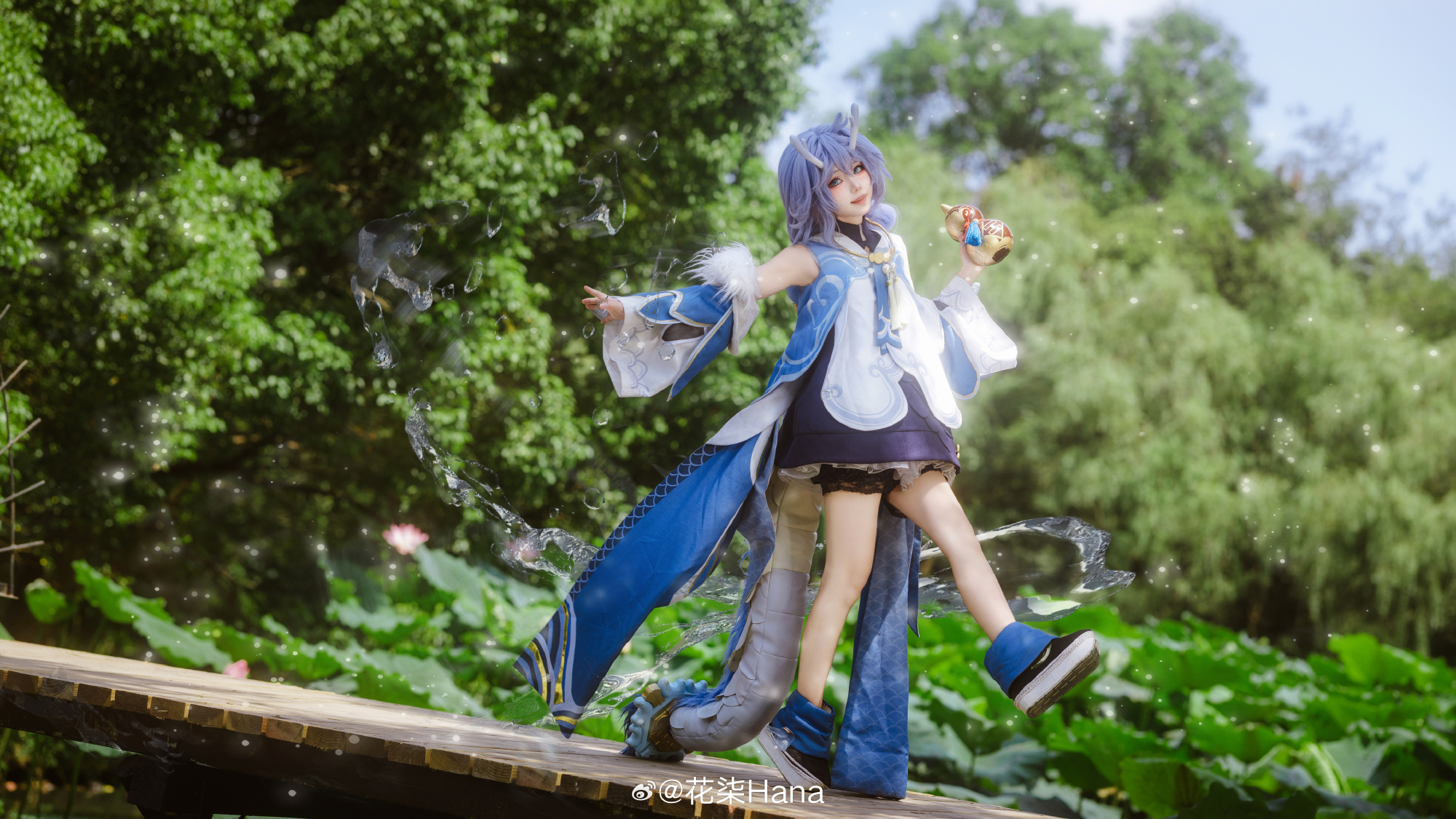 图片[8]-出门前打扮一番却只为了买一瓶水-忙忙软件库