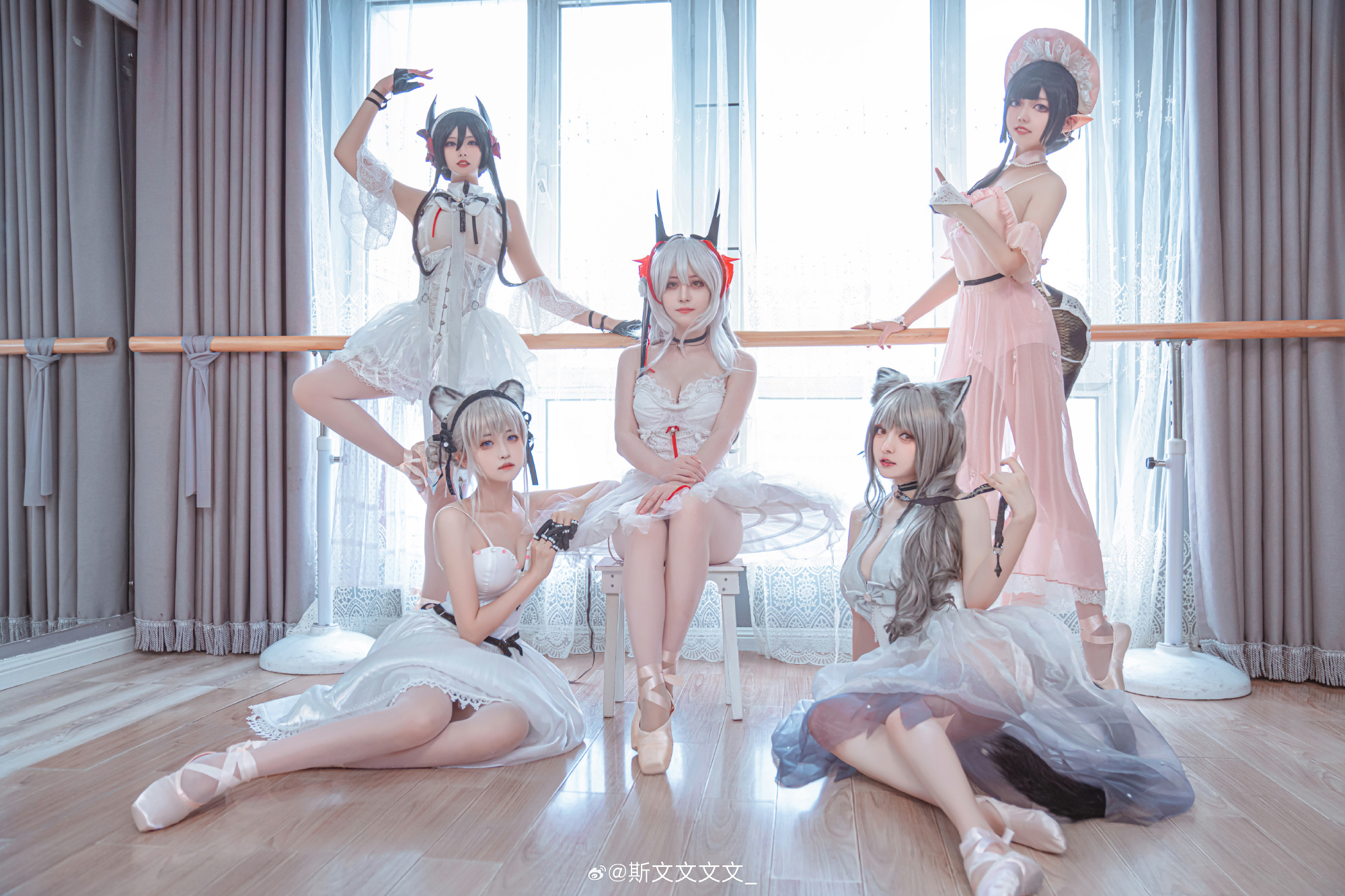 图片[1]-跟美少女们搞团就是快乐马上过年了快乐加倍！-忙忙软件库