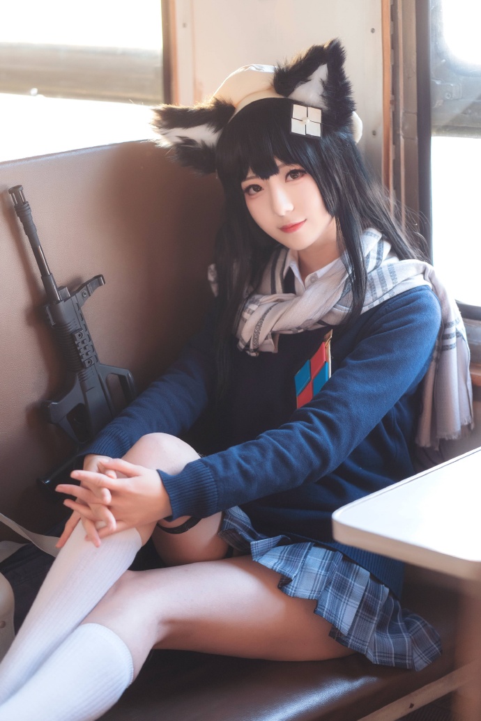 图片[3]-【弥音音Ww】Cos《少女前线》95式-忙忙软件库