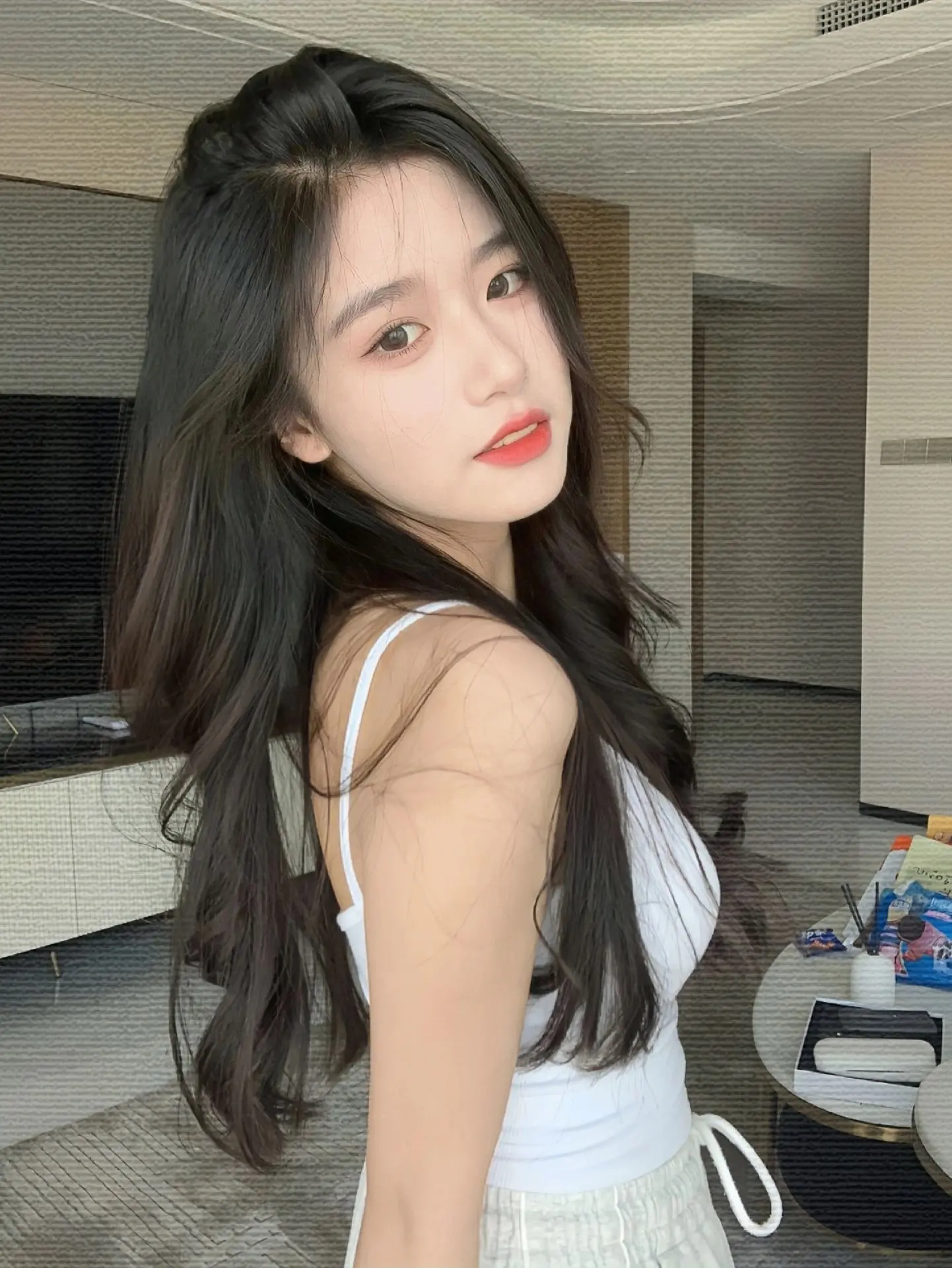 图片[2]-上帝自然会安排那些,长得好看又有内涵的人为你点赞-忙忙软件库