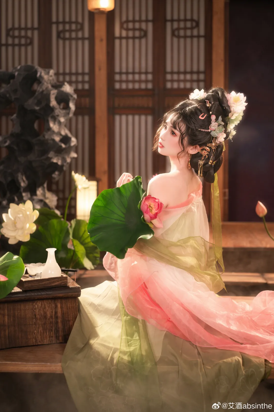 图片[3]-汉服写真 | 荷叶罗裙一色裁，芙蓉向脸两边开-忙忙软件库