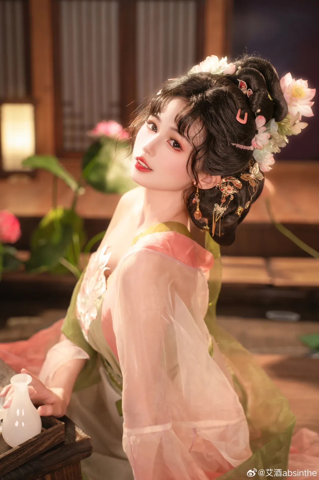 图片[4]-汉服写真 | 荷叶罗裙一色裁，芙蓉向脸两边开-忙忙软件库