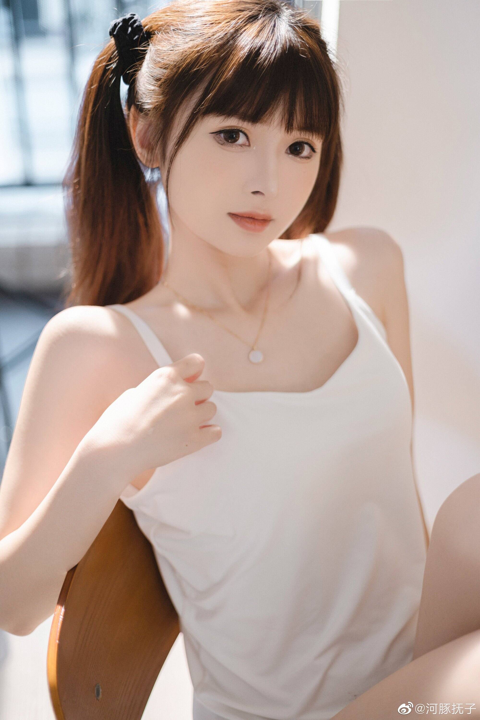 图片[6]-少女的温柔都藏在朦胧的闺房-忙忙软件库