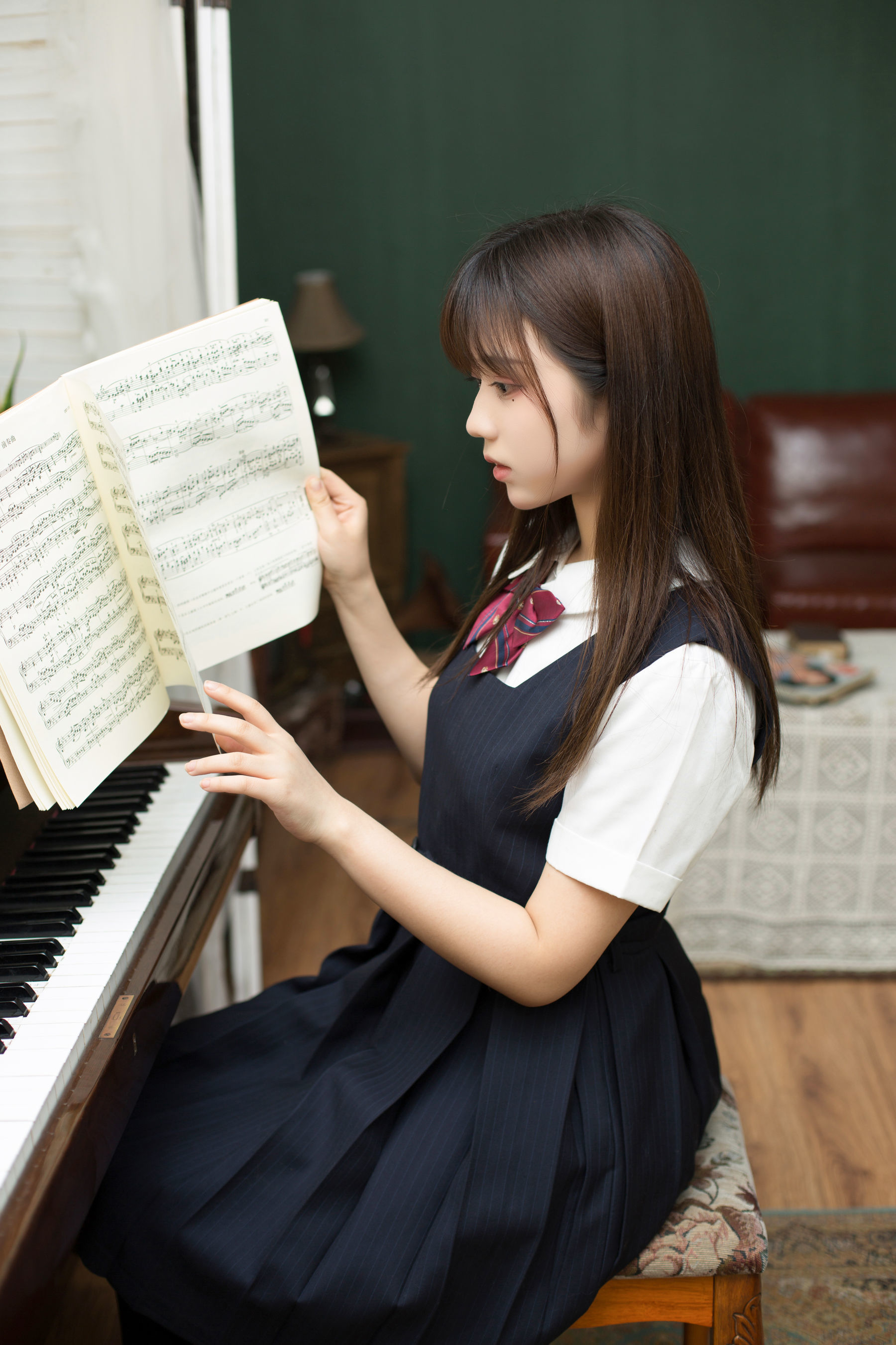 图片[26]-有这文静学妹，那你还想着逃课吗-忙忙软件库