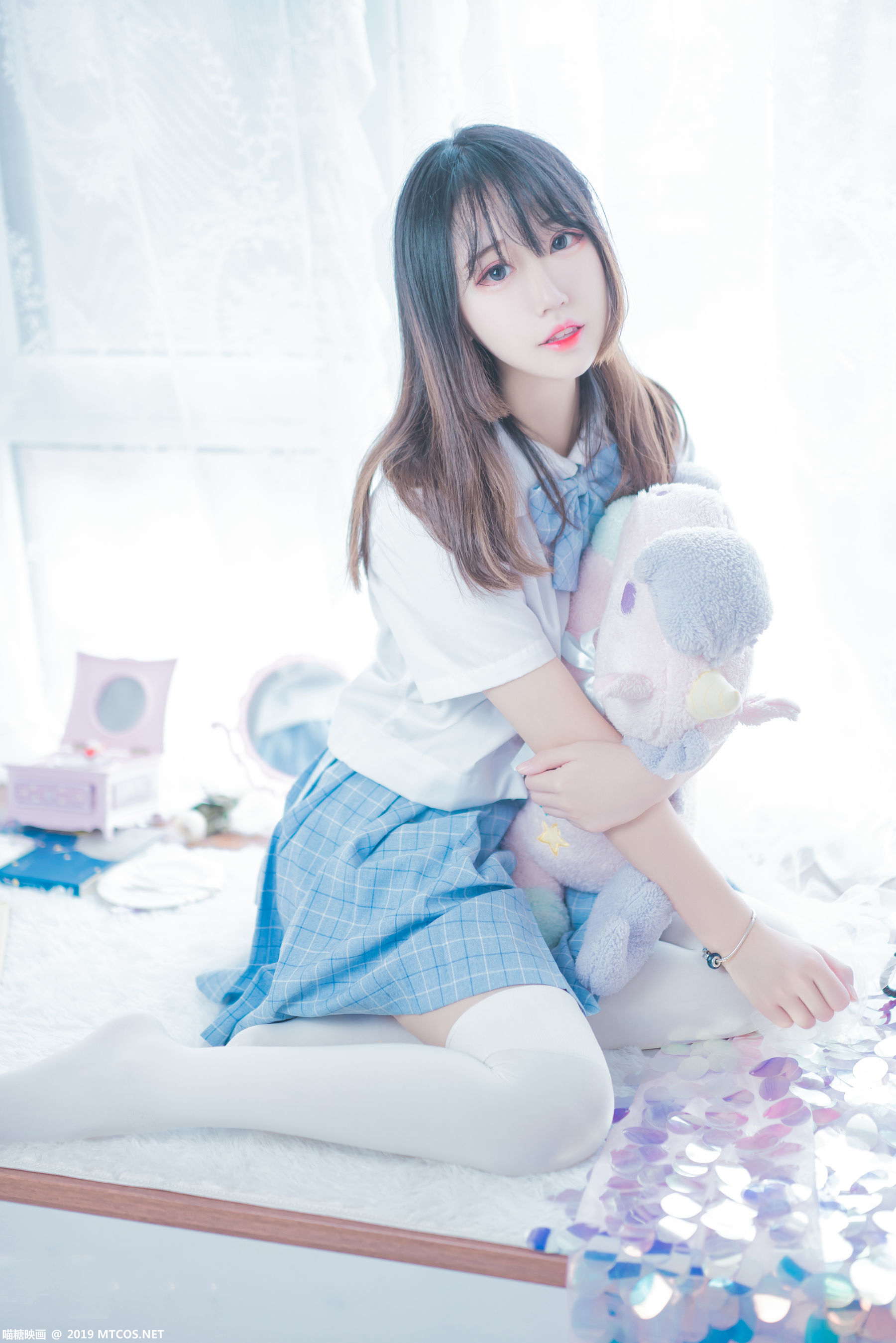 图片[10]-动漫博主猫君君MaoJun 蓝白梦幻少女-忙忙软件库