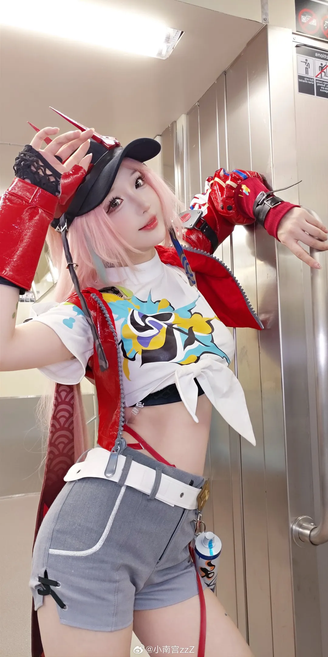 图片[1]-COSPLAY | 站在屋顶只对风说不想被左右-忙忙软件库