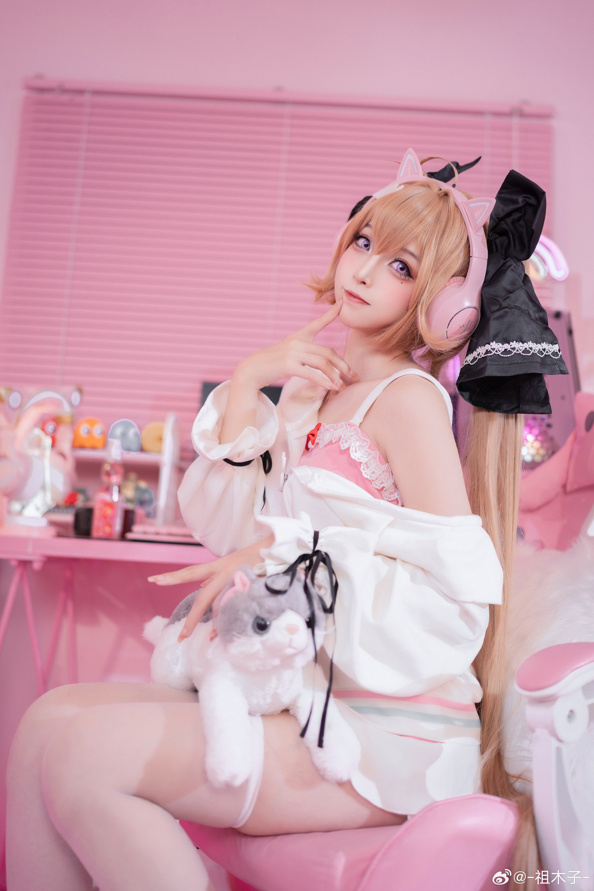 图片[2]-COSPLAY | 欢迎来到阿蒂利奥的小屋！-忙忙软件库