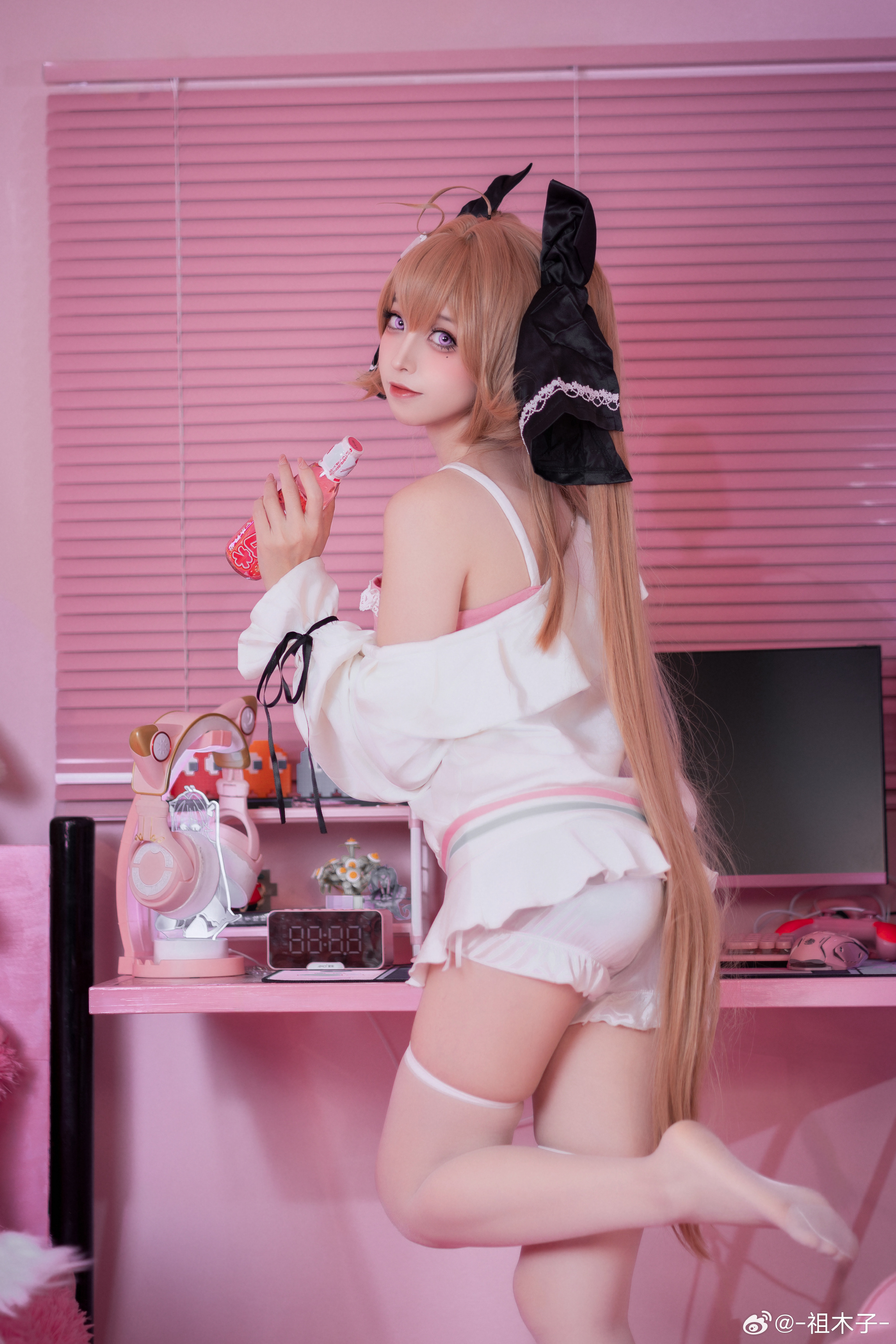图片[14]-COSPLAY | 欢迎来到阿蒂利奥的小屋！-忙忙软件库