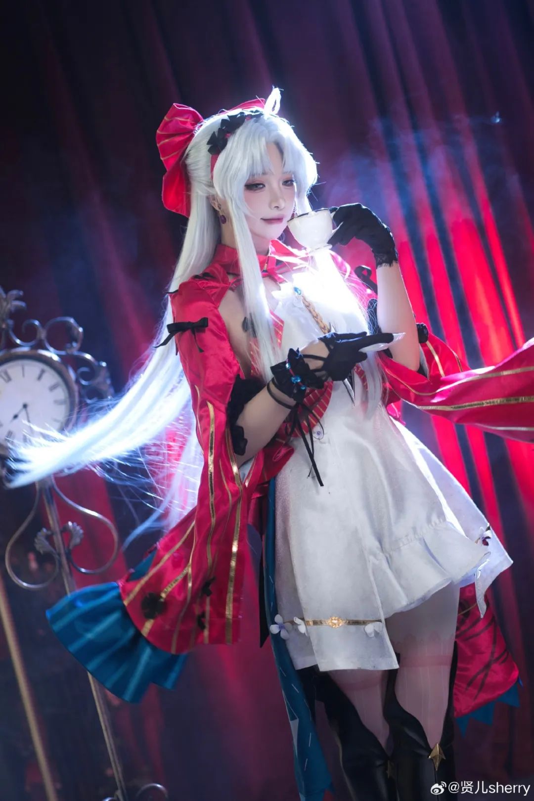 图片[1]-COSPLAY | 人终向前走 花自向阳开-忙忙软件库
